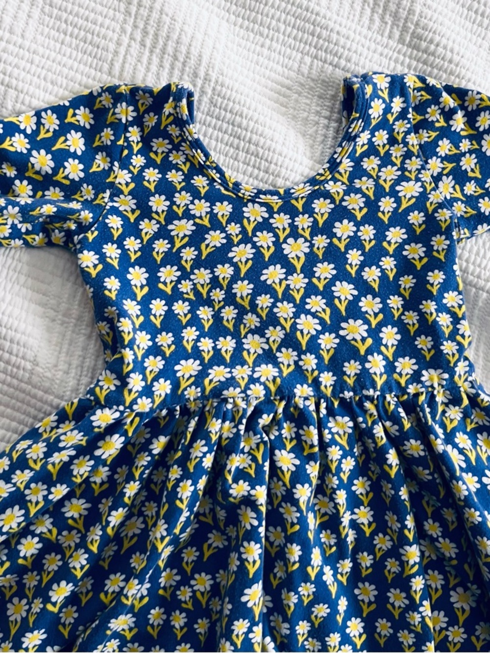 Alice & Ames Dress - Picture 2 of 4